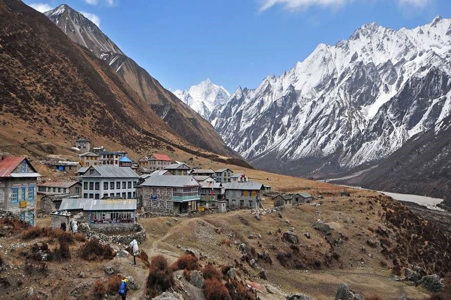 Langtang Gosaikunda Trek 14 Days